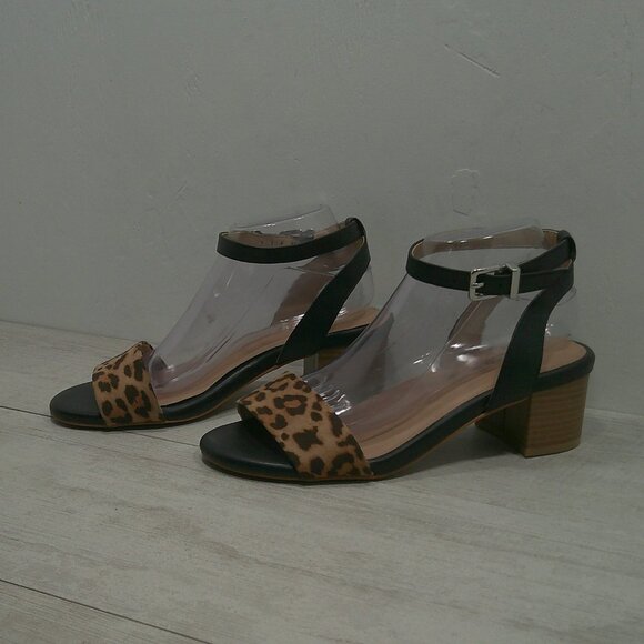 Sexy Torrid Pinup Style Retro Leopard Low Block Heel Sandals Size 9W | Wide - Picture 9 of 14